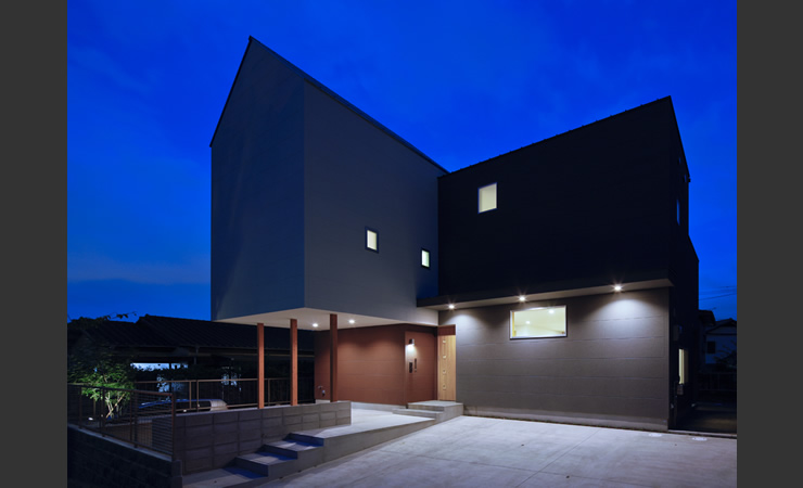 外観夜景 住宅設計 サンカクスケール