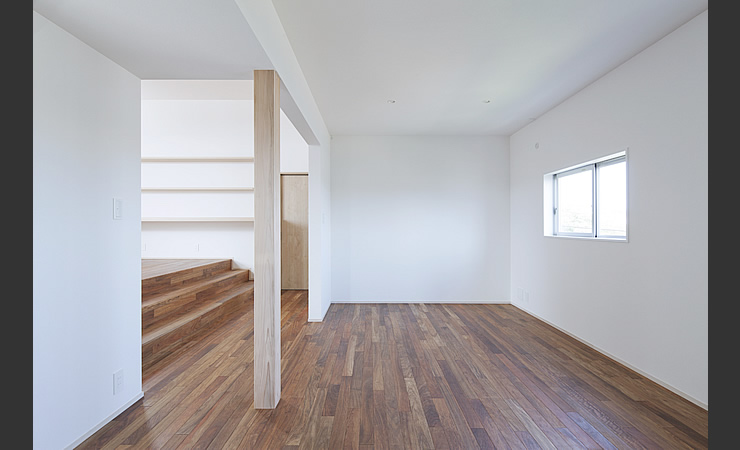 子供室 将来は間仕切りをつけて2部屋にできます 住宅設計 サンカクスケール